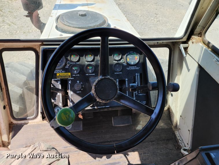 image for item JA9938 1975 Case 2670  4WD tractor