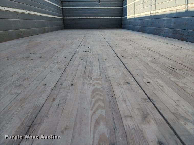 image for item JA9941 1977 International F2070A  grain truck