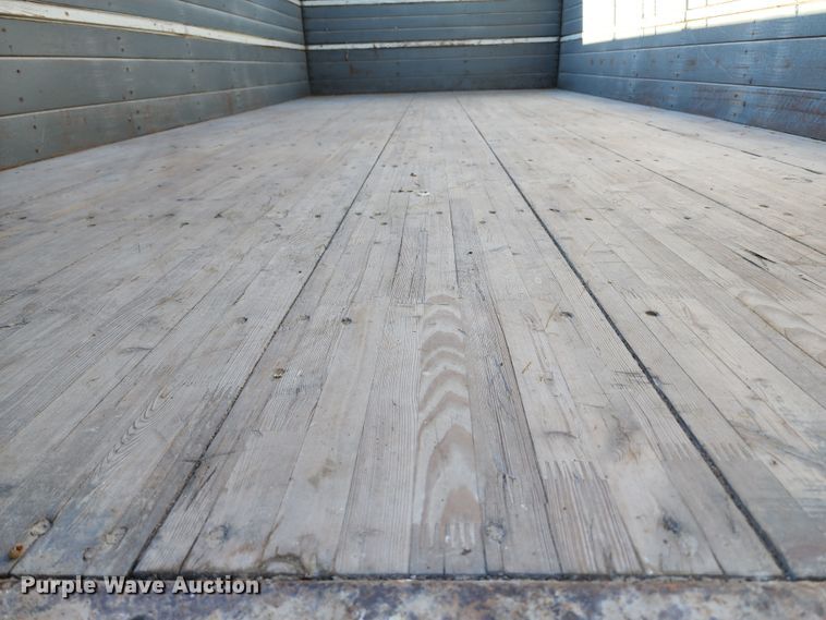 image for item JA9941 1977 International F2070A  grain truck