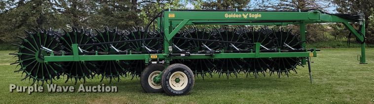 image for item JC9806 2015 Circle C  hay rake