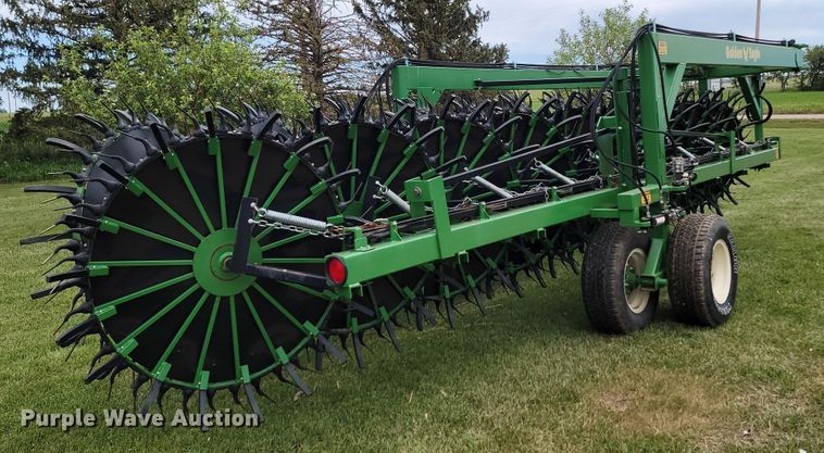 image for item JC9806 2015 Circle C  hay rake