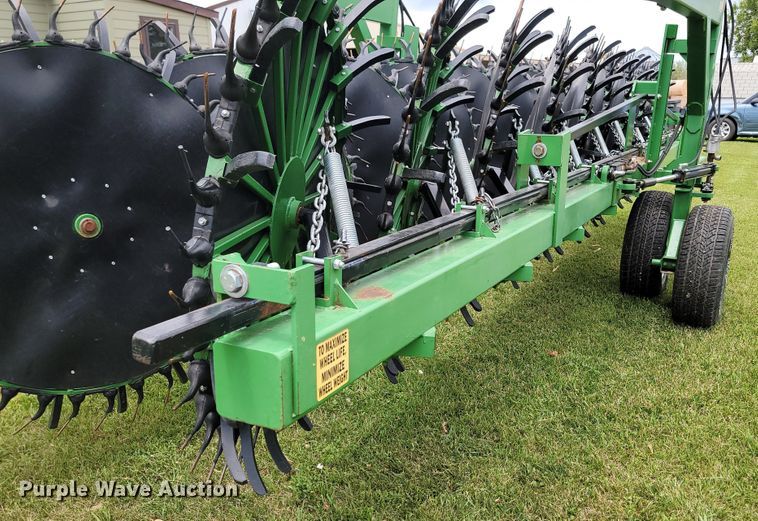 image for item JC9806 2015 Circle C  hay rake