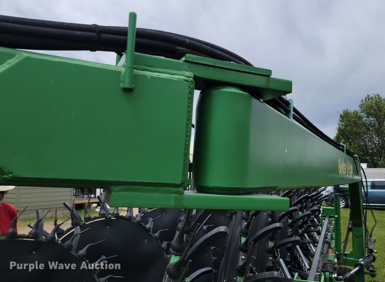 image for item JC9806 2015 Circle C  hay rake