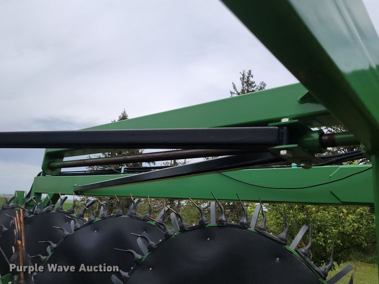 image for item JC9806 2015 Circle C  hay rake