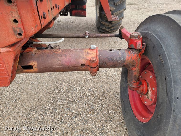 image for item JC9809 1979 International 1486  tractor