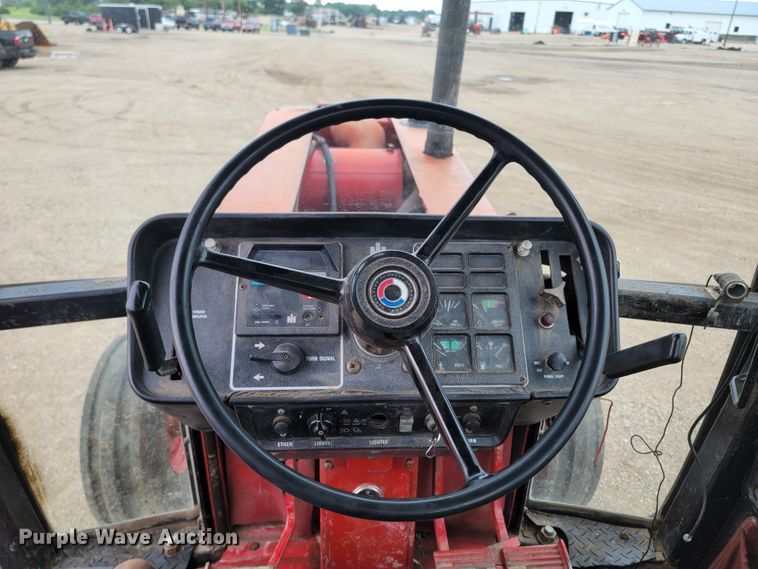 image for item JC9809 1979 International 1486  tractor