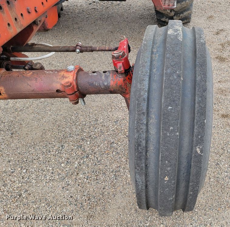 image for item JC9809 1979 International 1486  tractor