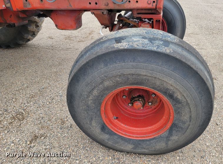 image for item JC9809 1979 International 1486  tractor