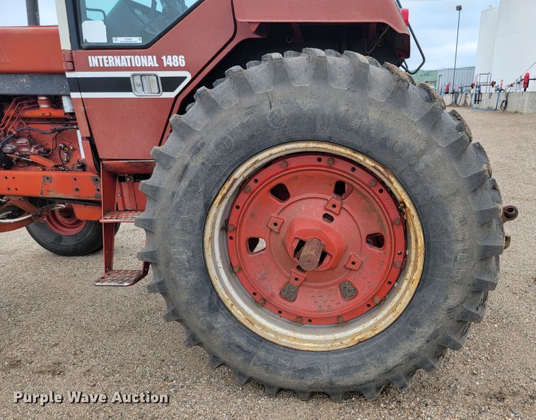 image for item JC9809 1979 International 1486  tractor