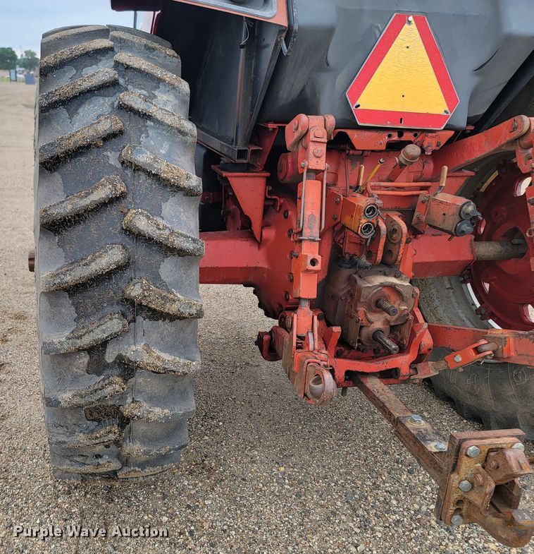 image for item JC9809 1979 International 1486  tractor