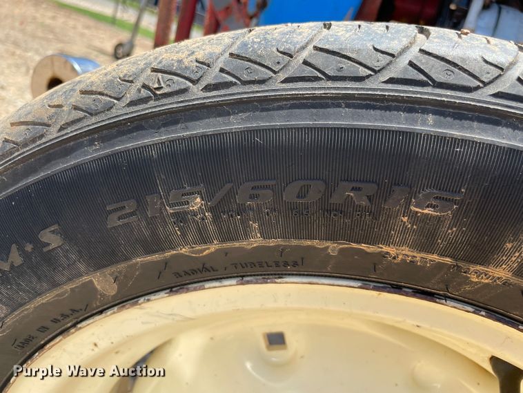 image for item KJ9784 Ford  tractor