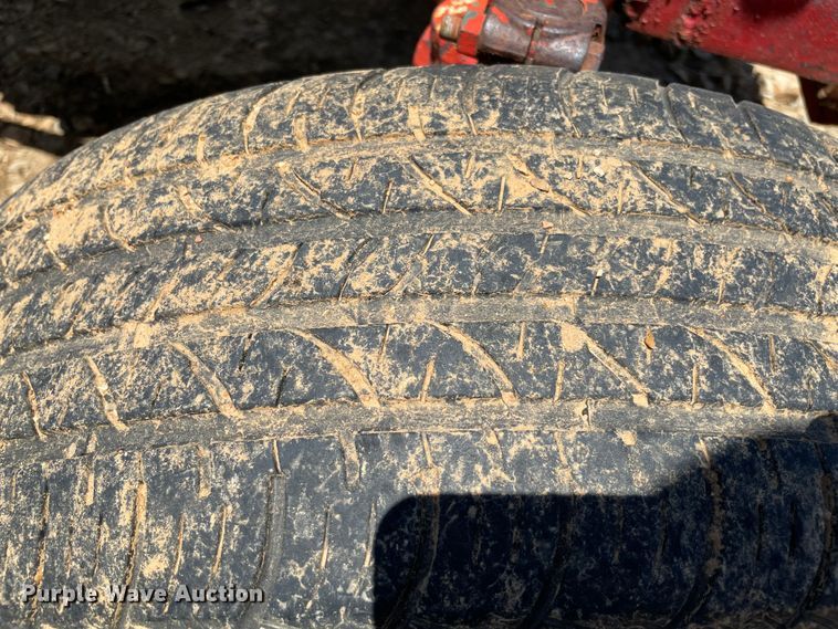 image for item KJ9784 Ford  tractor