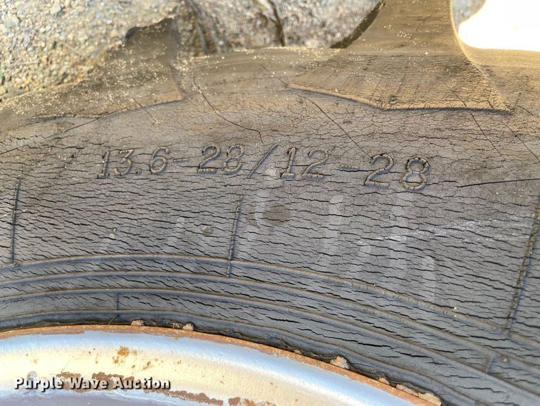 image for item KJ9784 Ford  tractor