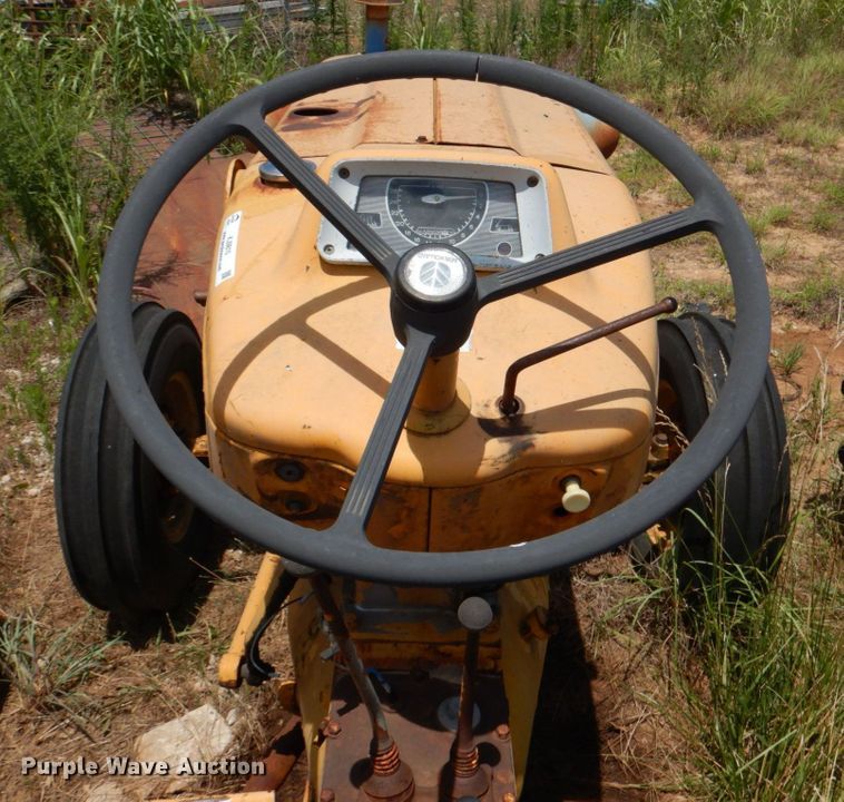 image for item KJ9810 Ford 4400  tractor