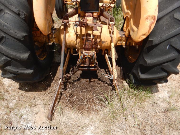 image for item KJ9810 Ford 4400  tractor