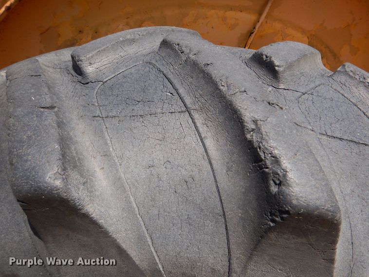 image for item KJ9810 Ford 4400  tractor