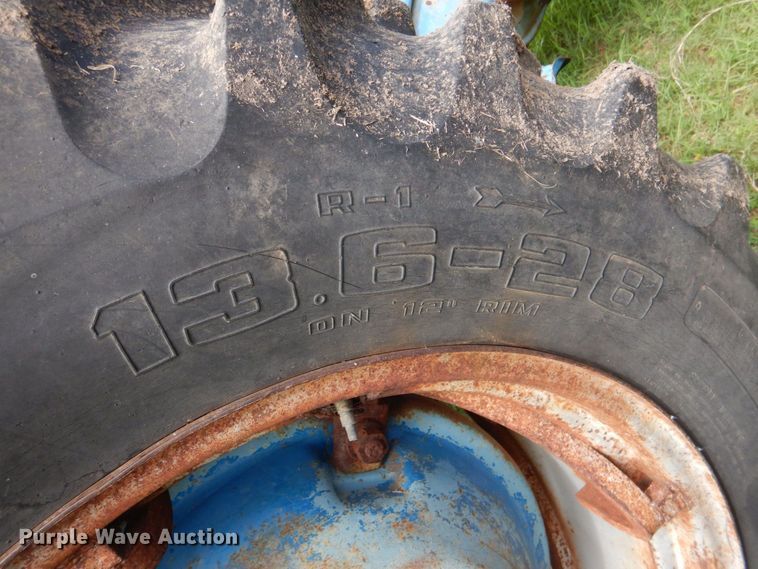 image for item KJ9829 Ford  tractor