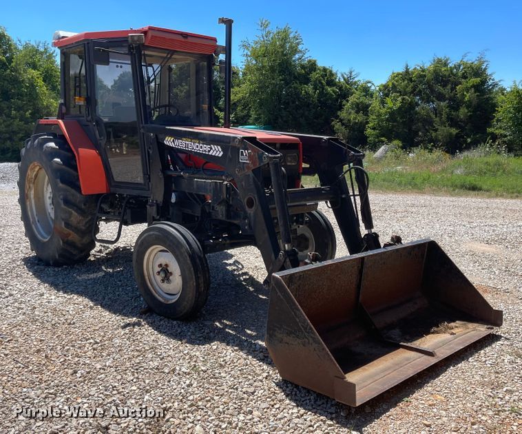 image for item LF9213 AGCO Allis 6680  tractor