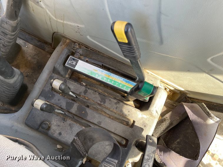 image for item LF9213 AGCO Allis 6680  tractor