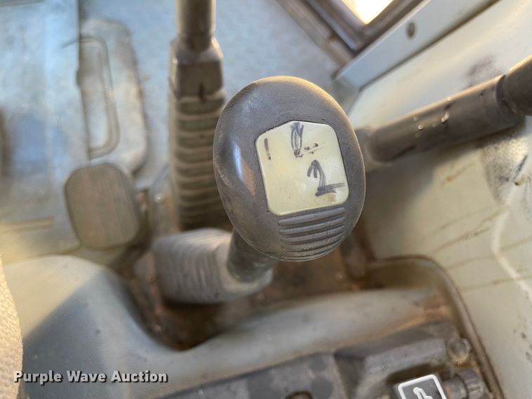 image for item LF9213 AGCO Allis 6680  tractor