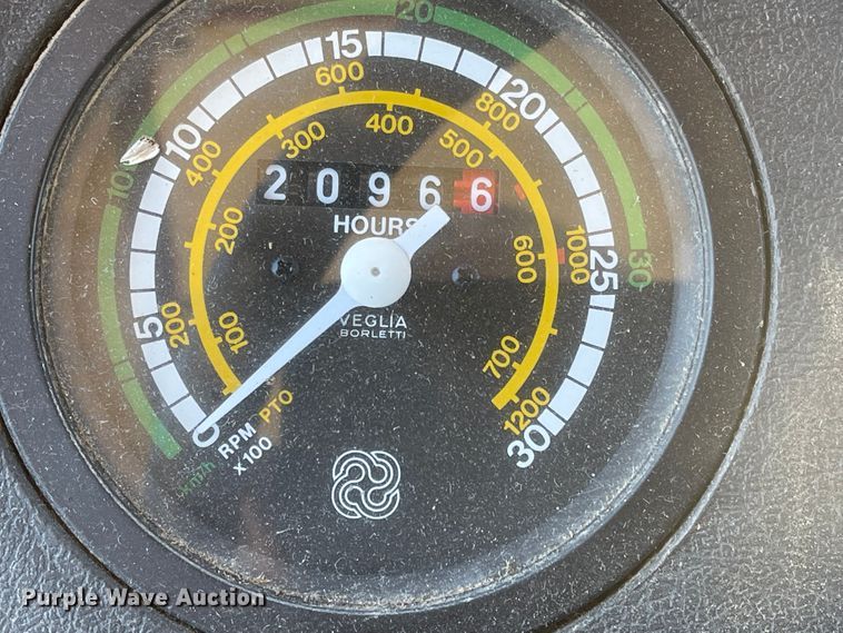 image for item LF9213 AGCO Allis 6680  tractor