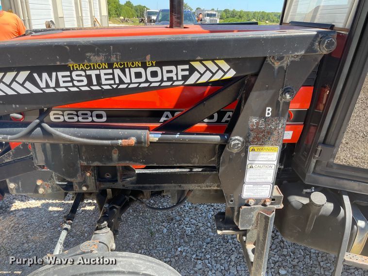 image for item LF9213 AGCO Allis 6680  tractor