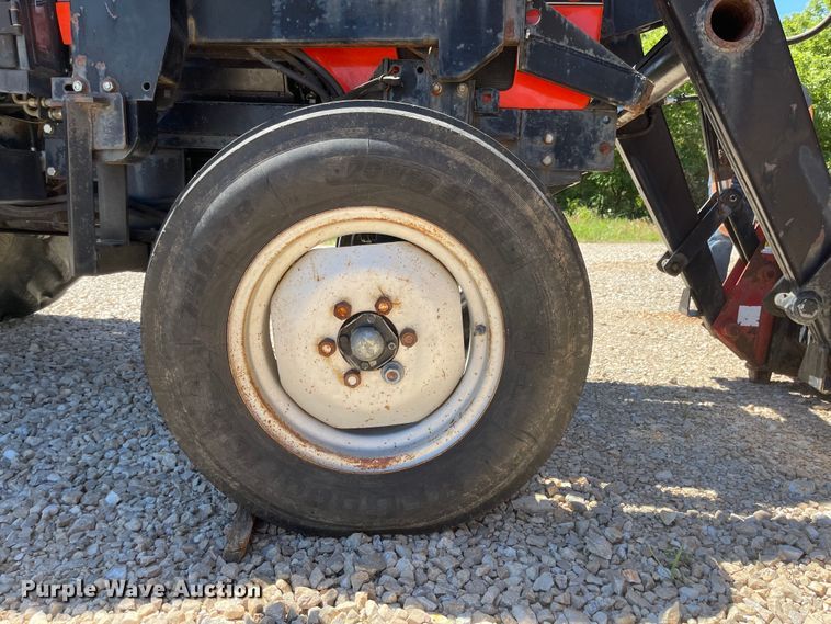 image for item LF9213 AGCO Allis 6680  tractor