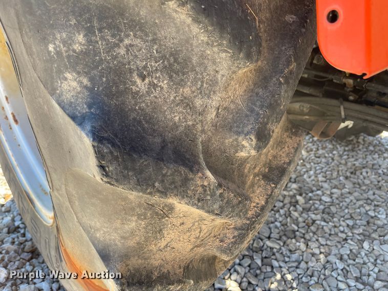 image for item LF9213 AGCO Allis 6680  tractor