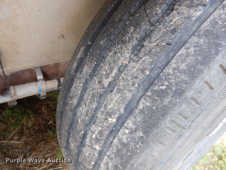 image for item LP9412 1987 Charmac  livestock trailer