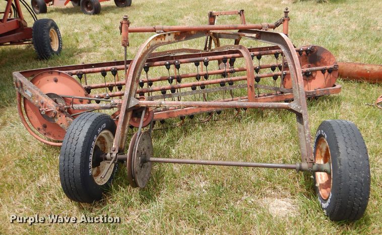 image for item LP9416 AVCO New Idea  hay rake