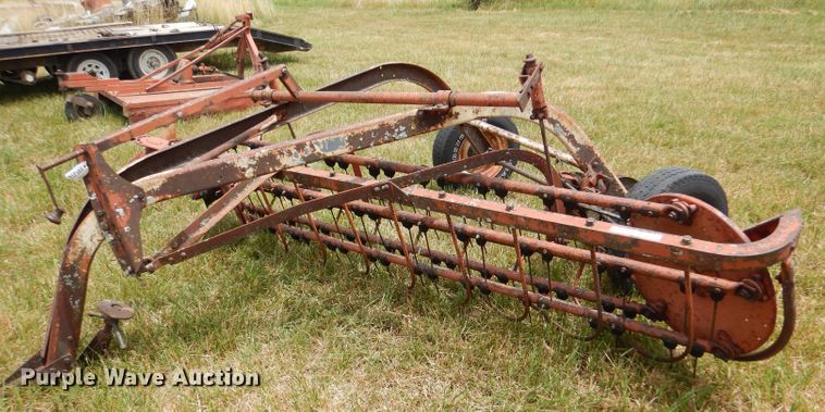 image for item LP9416 AVCO New Idea  hay rake