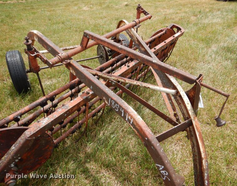 image for item LP9416 AVCO New Idea  hay rake