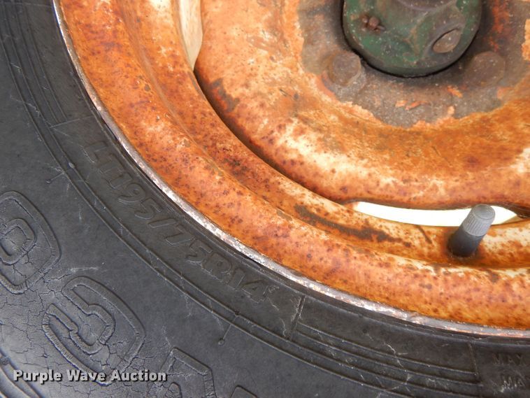 image for item LP9416 AVCO New Idea  hay rake