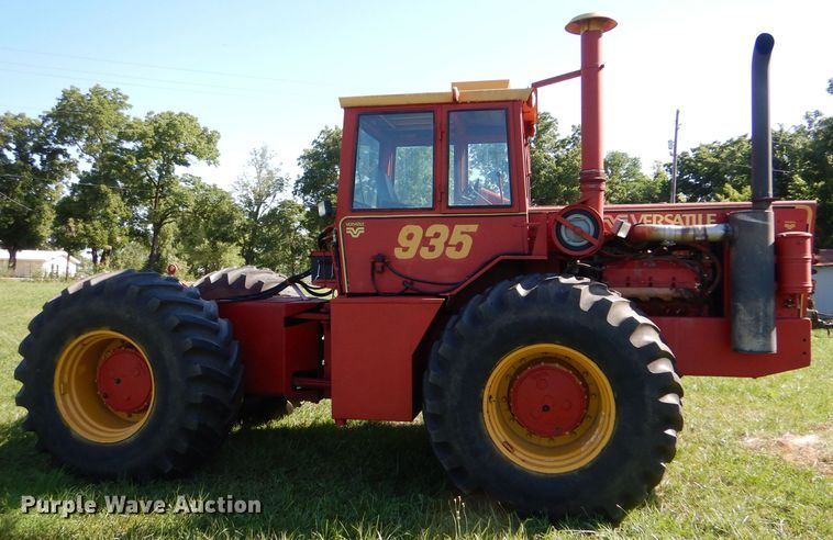 image for item LP9422 1975 Versatile 900  4WD tractor
