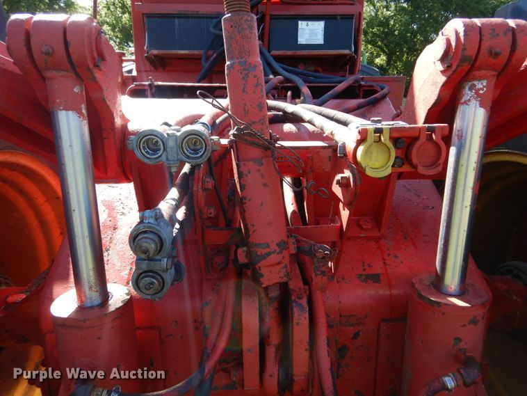 image for item LP9422 1975 Versatile 900  4WD tractor