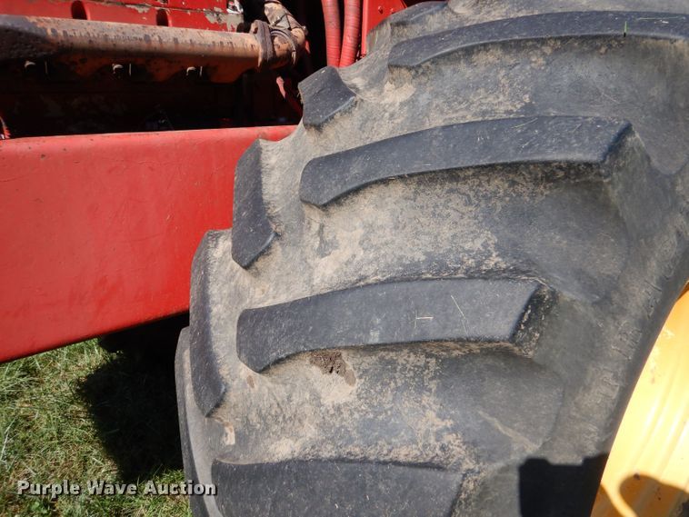 image for item LP9422 1975 Versatile 900  4WD tractor