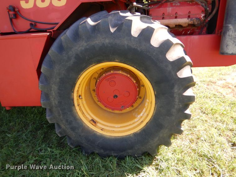 image for item LP9422 1975 Versatile 900  4WD tractor