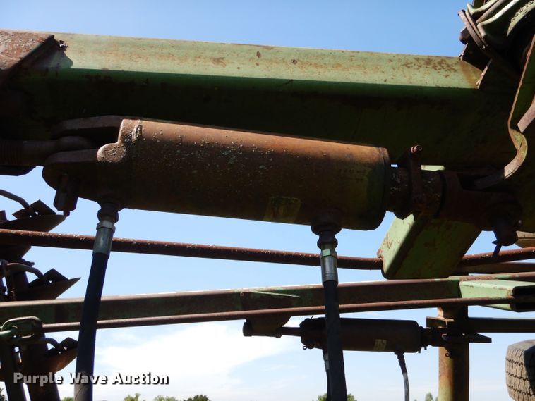 image for item LP9423 John Deere  double off-set disk