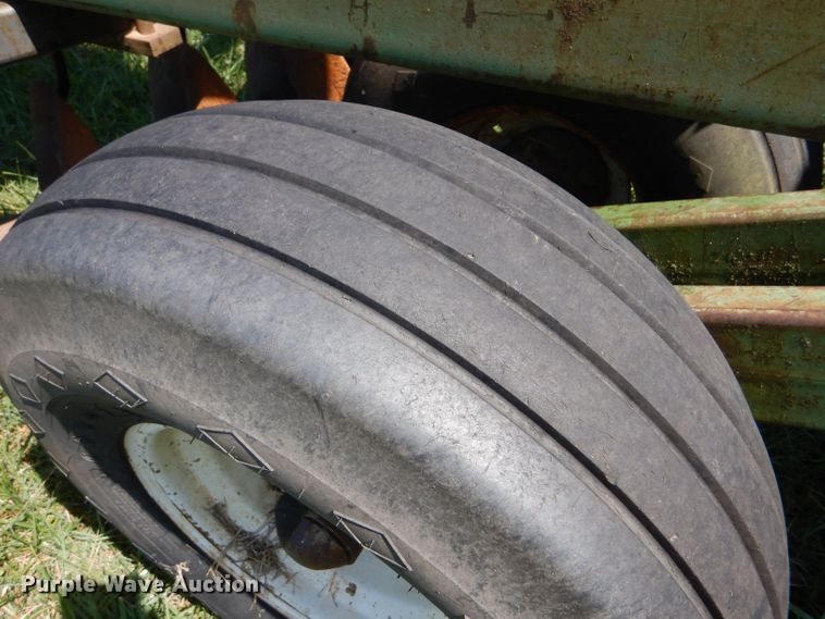 image for item LP9423 John Deere  double off-set disk