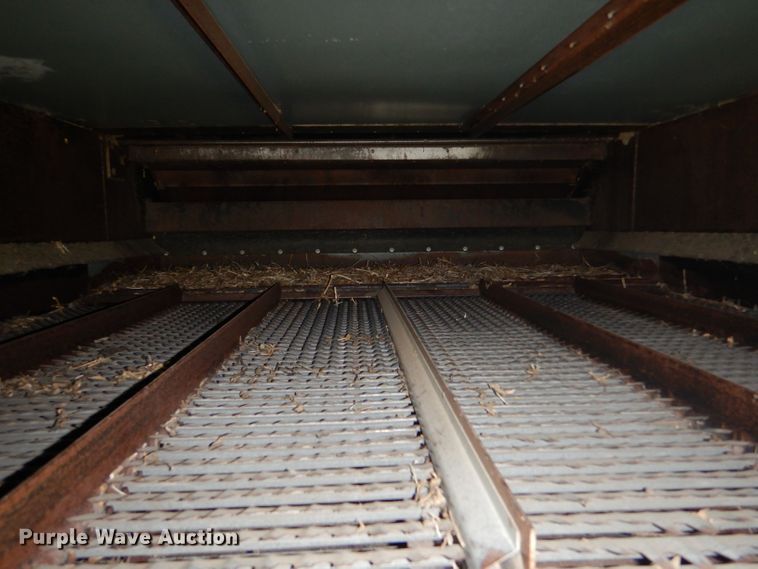 image for item LP9424 1980 Gleaner N6  combine