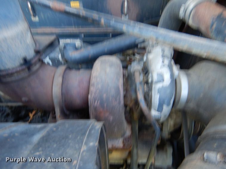 image for item LP9424 1980 Gleaner N6  combine