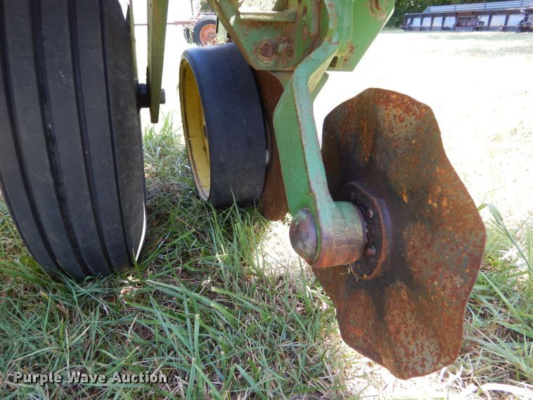 image for item LP9425 John Deere P7000  planter