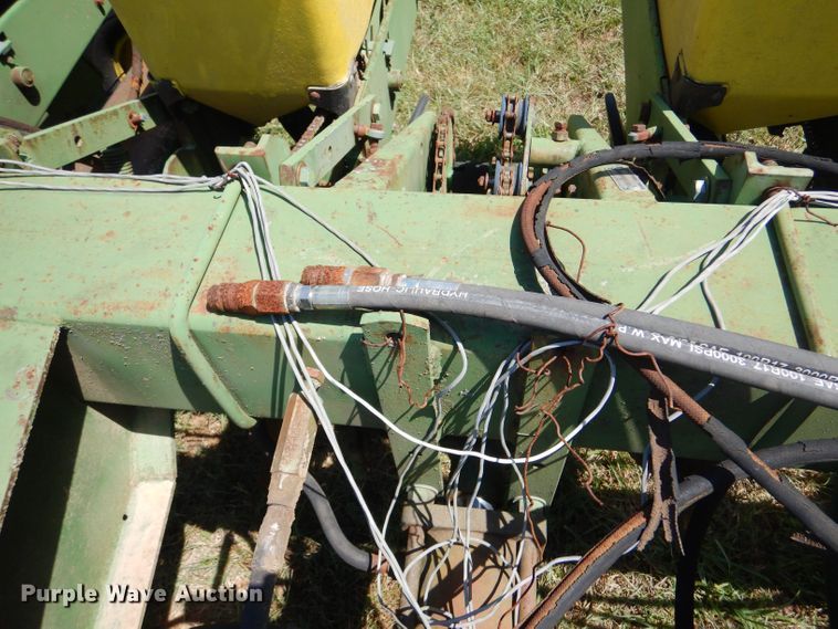 image for item LP9425 John Deere P7000  planter