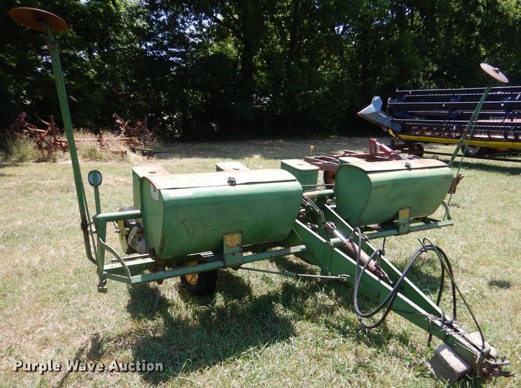 image for item LP9426 John Deere P1240  planter