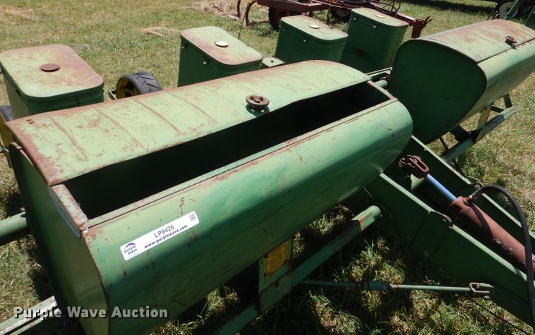 image for item LP9426 John Deere P1240  planter