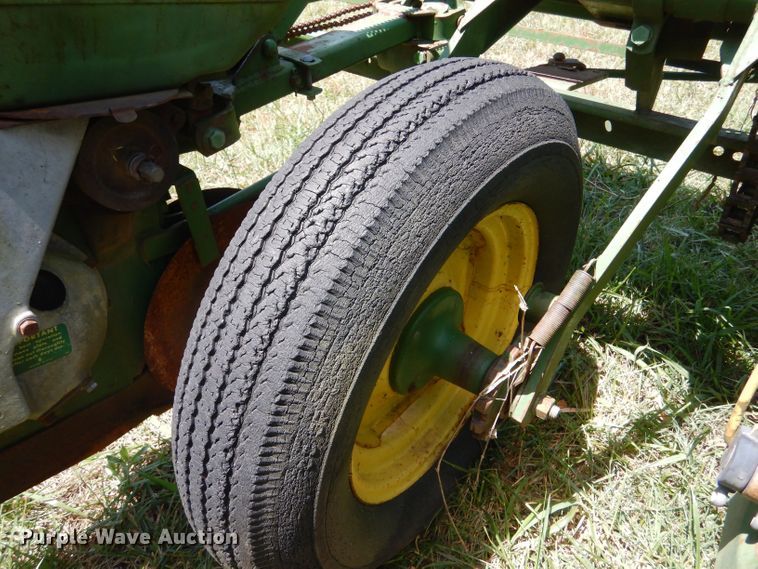 image for item LP9426 John Deere P1240  planter