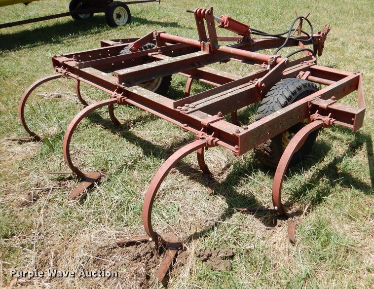image for item LP9427 Field cultivator