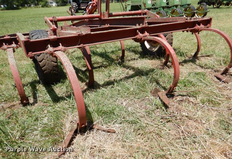 image for item LP9427 Field cultivator