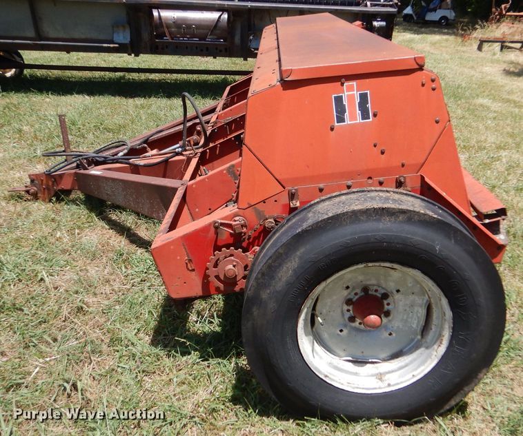 image for item LP9430 International 5100 Soybean Special  grain drill