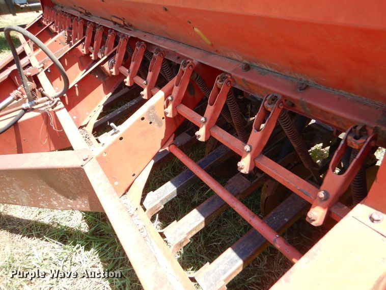 image for item LP9430 International 5100 Soybean Special  grain drill